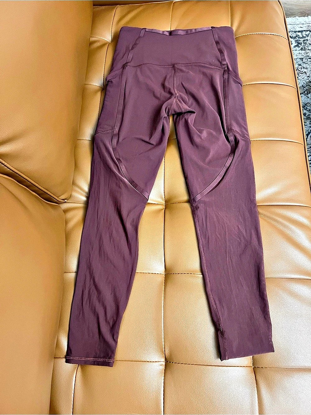 Athleta Vitality Stash Pocket 7/8 Tight Athletic Leggings in Purple XS Like New